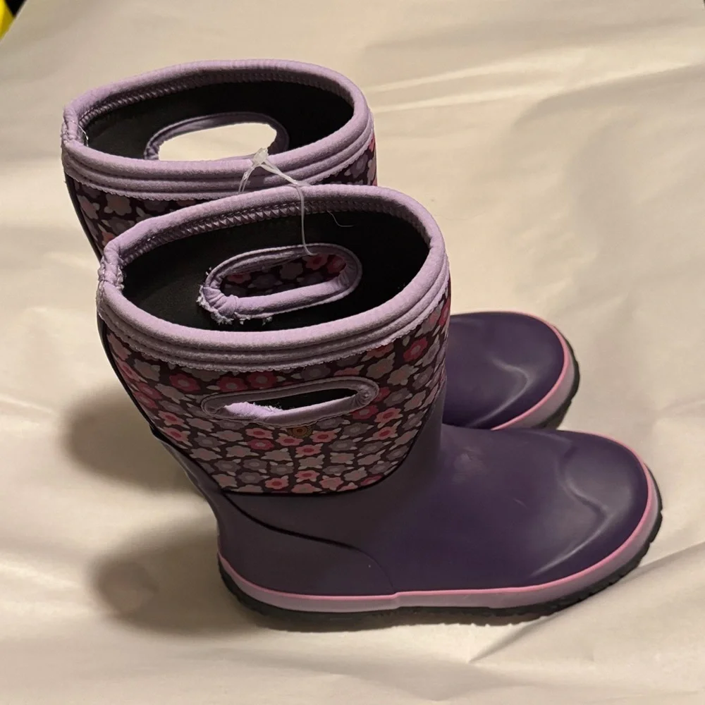 Bogs Kids Boots in Pink & Purple 🩷💜 with Floral Design